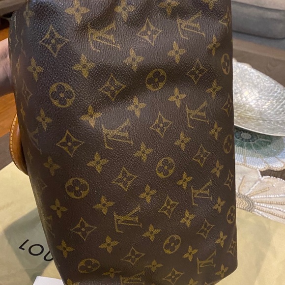 Authentic Louis Vuitton Speedy 30 monogram - Picture 9 of 16